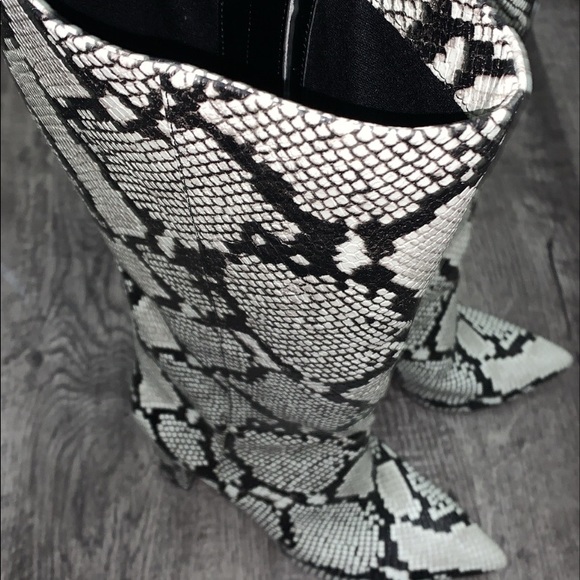 I.N.C International Authentic Snakeskin Boots SOLD - Picture 8 of 8